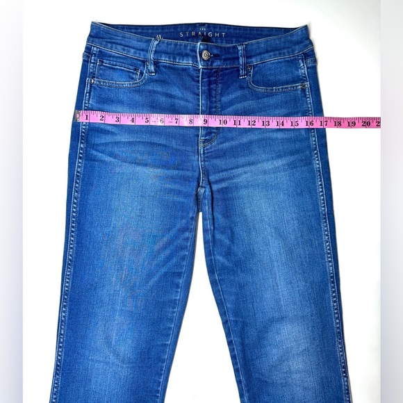 White House Black Market The Straight Crop Jeans Size- 4 - Picture 6 of 10